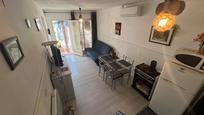 Sala d'estar de Casa adosada en venda en Empuriabrava amb Aire condicionat, Calefacció i Terrassa