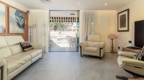 Foto 3 de Casa adosada en venda a Avenida Juan Carlos I, 29, Los Cristianos, Arona