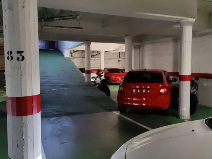Einzelparkplatz zum Verkauf in calle Bruc 36, imagen 3