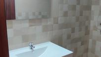 Bathroom of Flat for sale in Alcalá de Guadaira