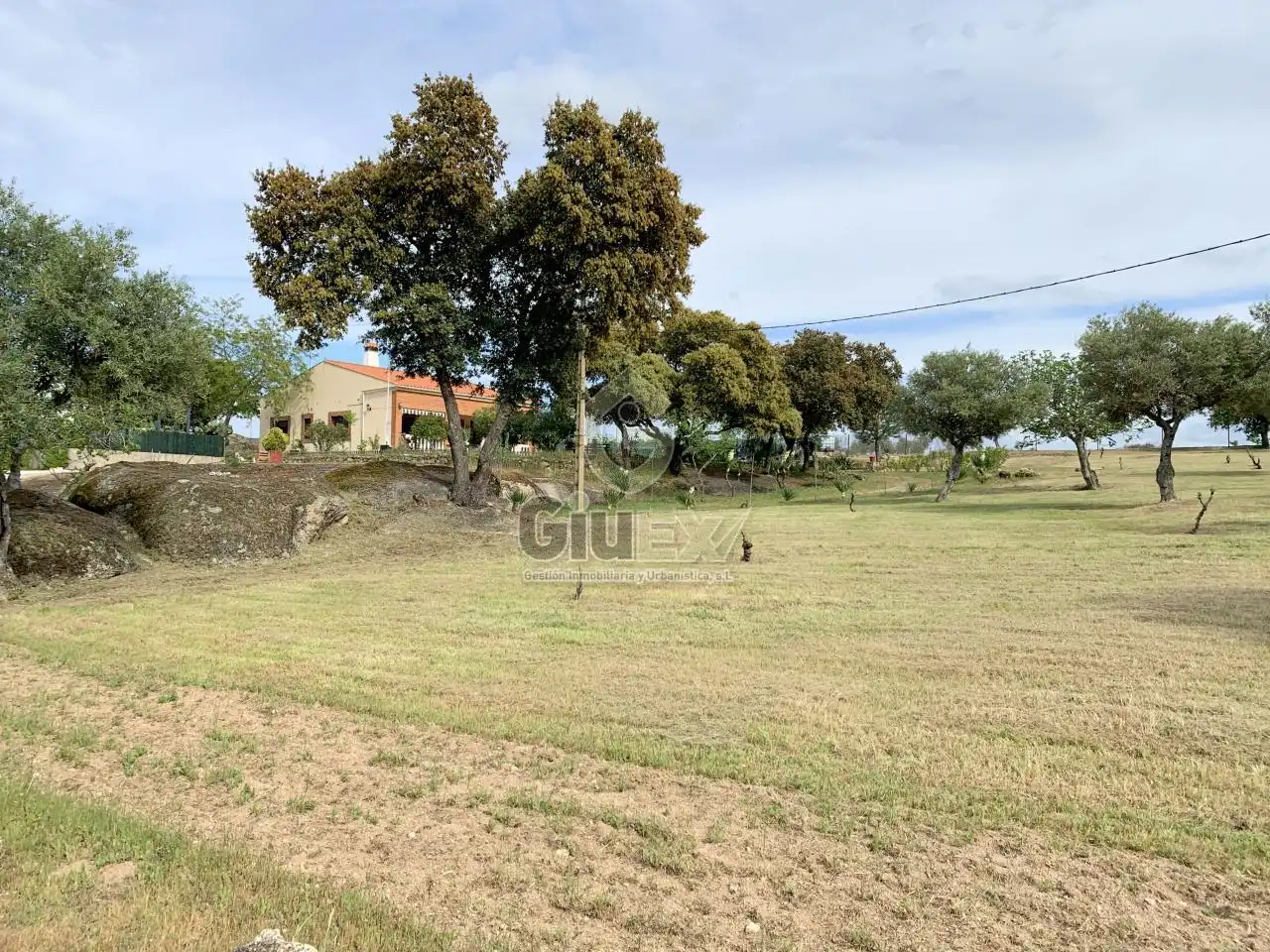 Casa o chalet en venta en Arroyo de la Luz con Calefacción, Jardín privado y Amueblado