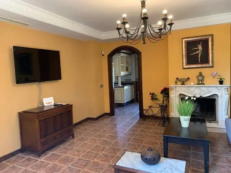 Casa o chalet en venta en Avenida , El Raso