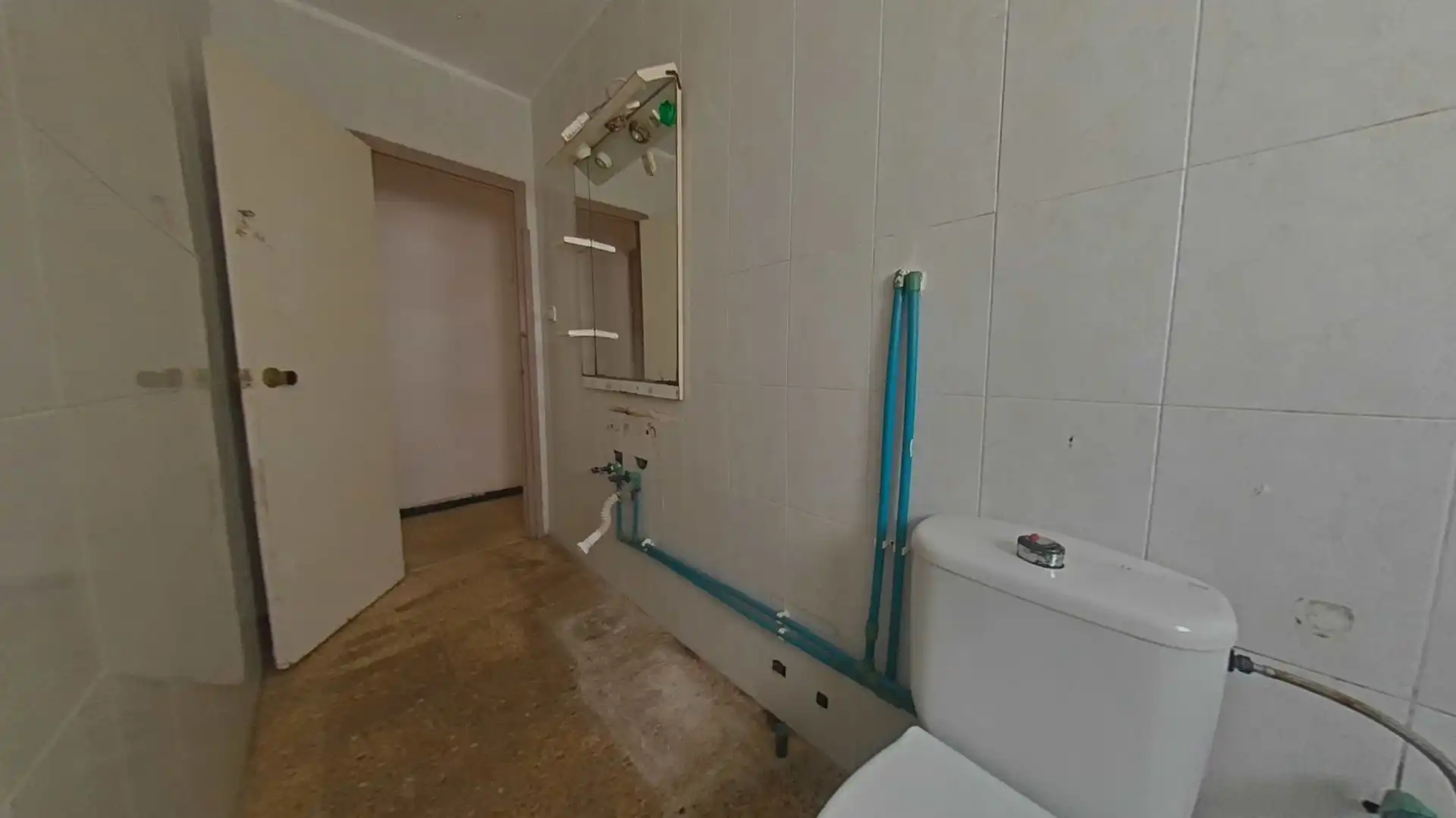 Baño de Piso en venta en Reus con Balcón