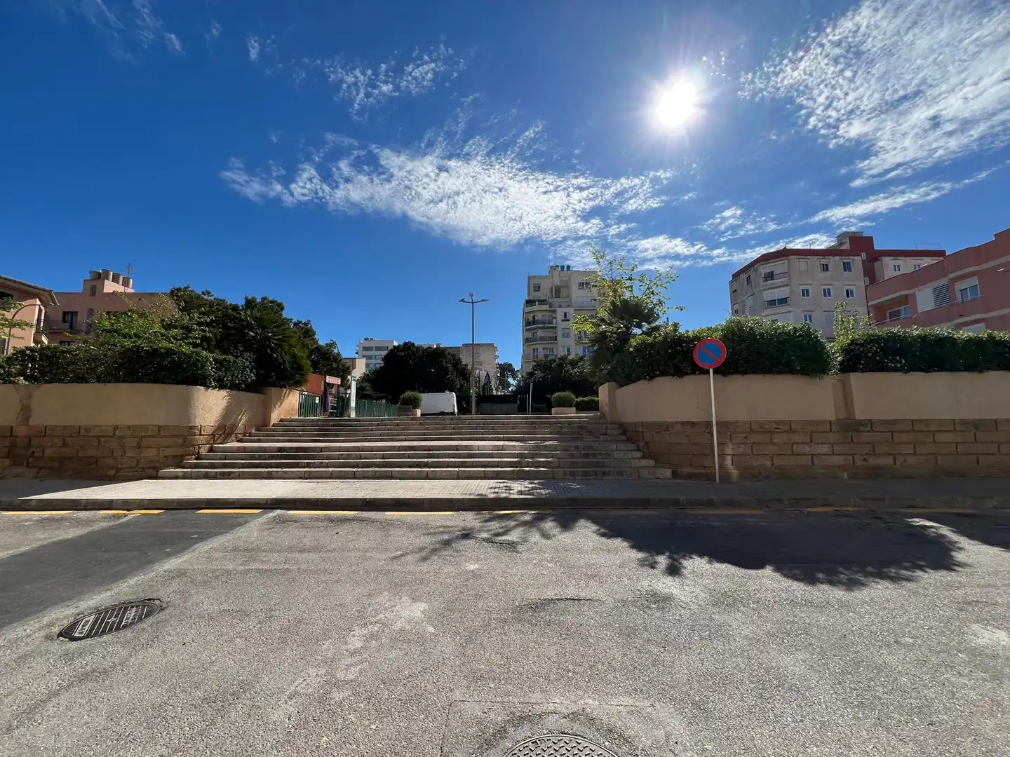 Außenansicht von Wohnung zum Verkauf in  Palma de Mallorca mit Balkon