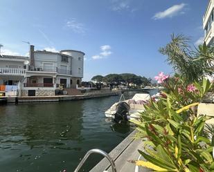 Exterior view of Flat for sale in Empuriabrava  with Heating, Private garden and Terrace
