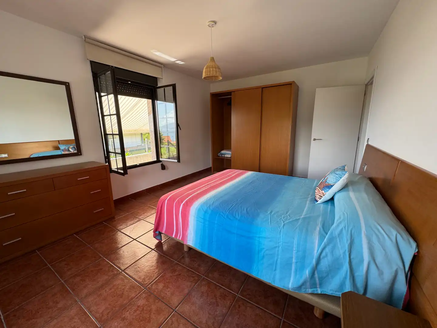 Dormitori de Casa o xalet en venda en Muros amb Calefacció, Jardí privat i Terrassa