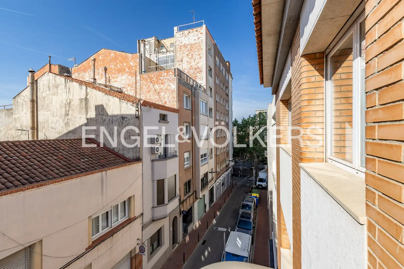 Vista exterior de Dúplex en venta en Terrassa con Aire acondicionado, Calefacción y Terraza