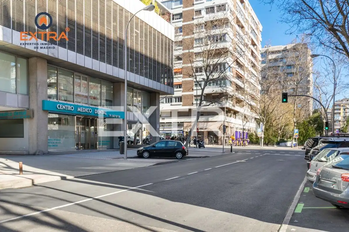 Exterior view of Garage for sale in Madrid