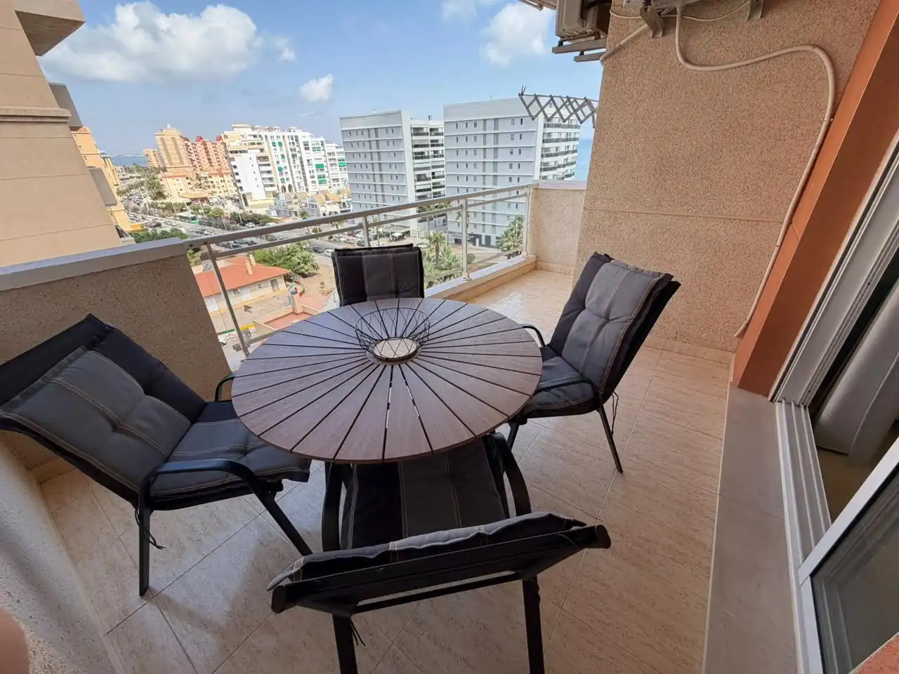 Terraza de Apartamento en venta en La Manga del Mar Menor con Aire acondicionado, Jardín privado y Terraza
