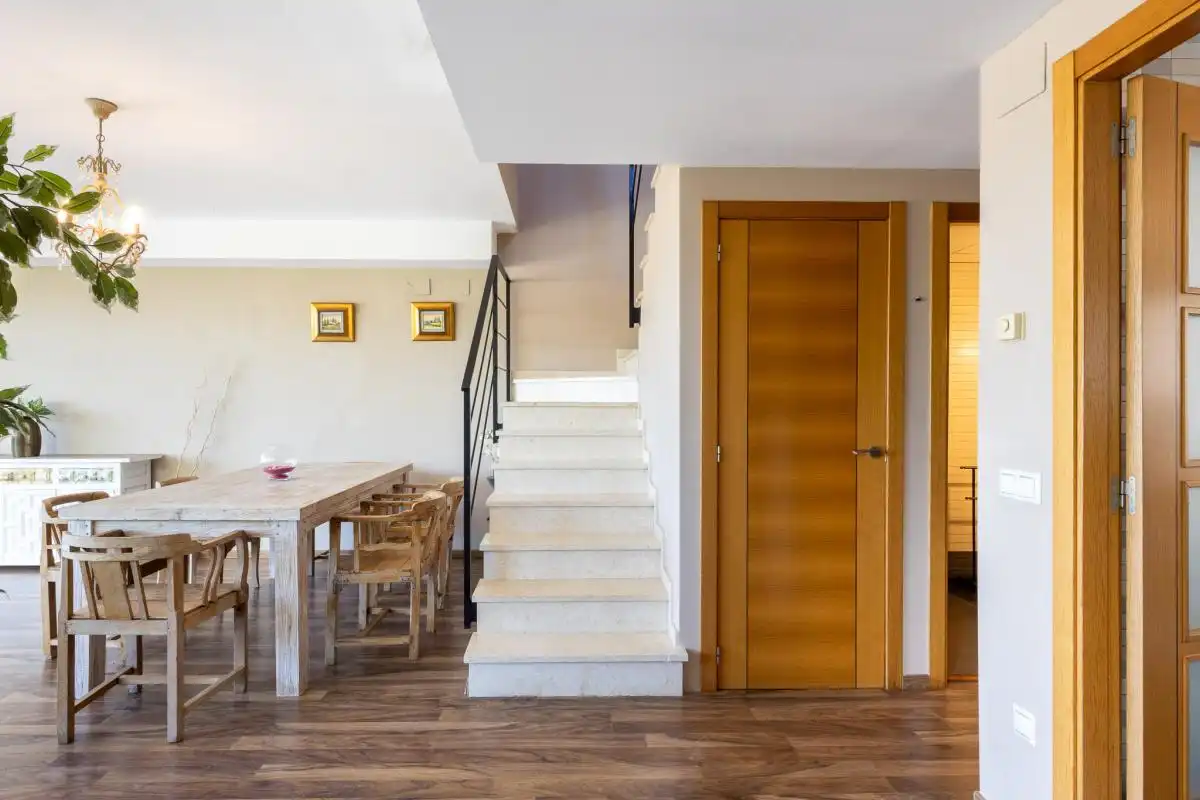 Haus oder Chalet zum Verkauf in Chiva mit Heizung, Privatgarten und Abstellraum