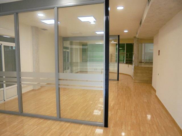 Local comercial en Venta en Ciutat del Transport - La Salera