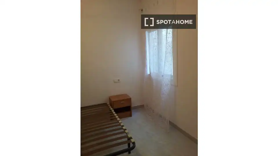Bedroom of Flat for rent in Esplugues de Llobregat  with Air Conditioner, Heating and Furnished