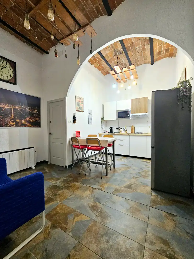Edificio en venta en Llefià
