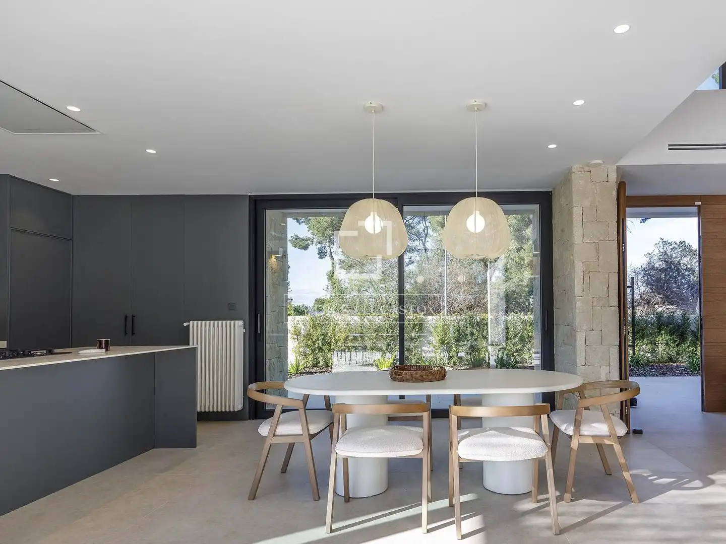 Comedor de Casa o chalet en venta en L'Eliana con Aire acondicionado, Calefacción y Jardín privado
