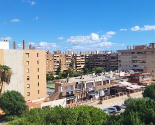 Vista exterior de Àtic en venda en Málaga Capital amb Aire condicionat, Terrassa i Balcó