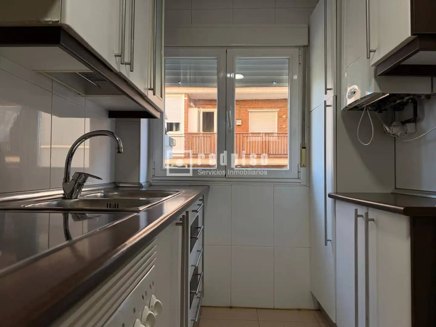 Flat with garden for sale in de Camarena, imagen 8