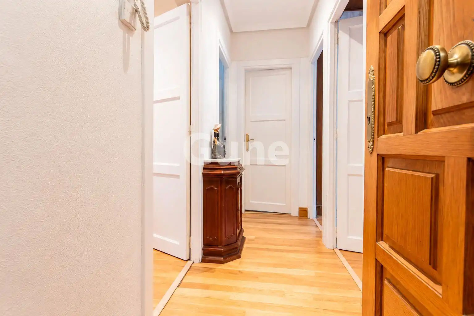 Piso en venta en Beasain con Calefacción, Terraza y Trastero