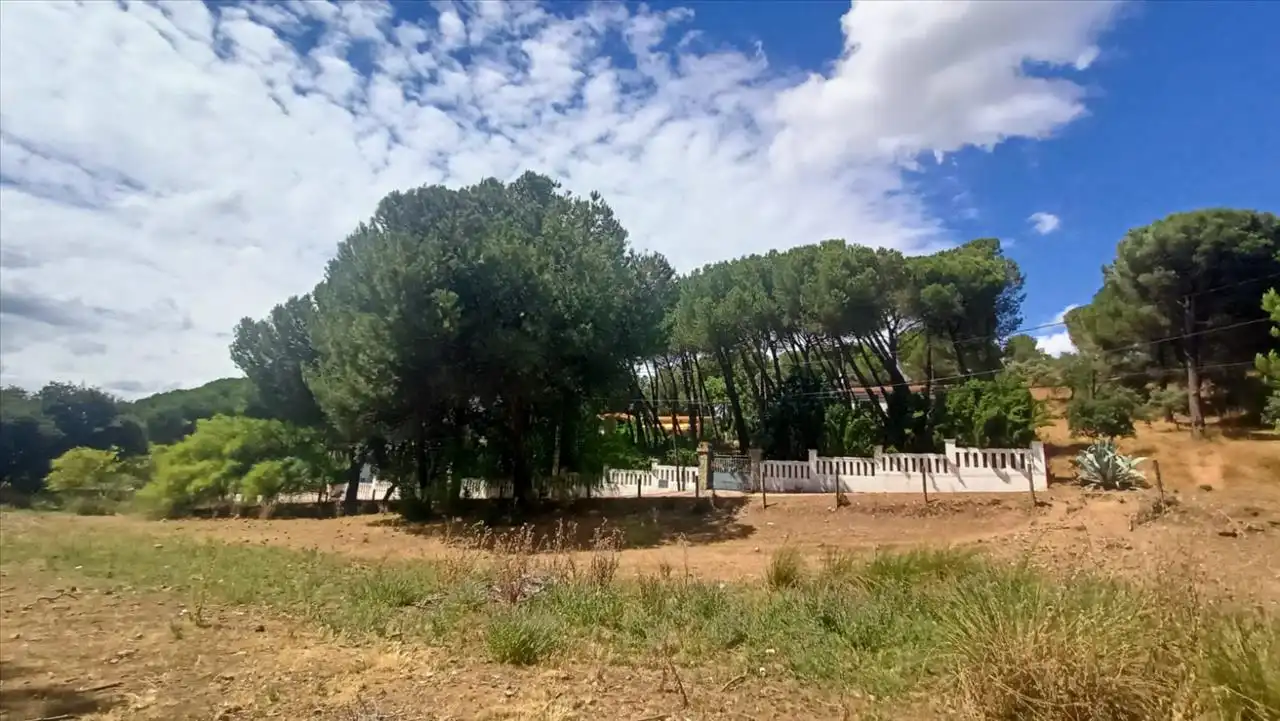 Residencial en venda a Cm Campamento, Cerro Muriano