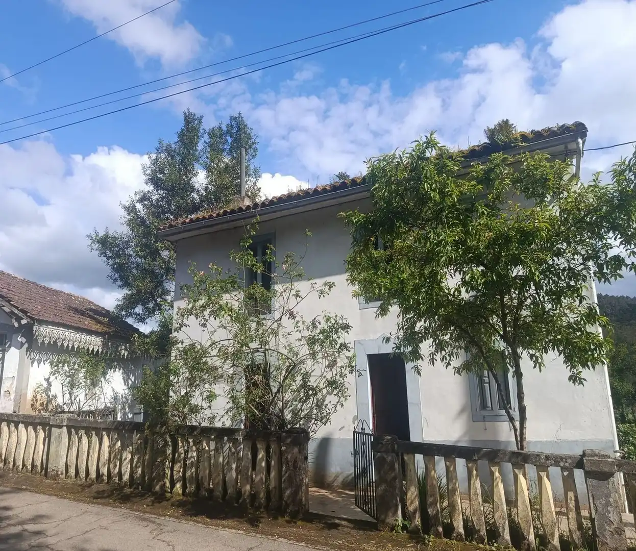 Vista exterior de Finca rústica en venda en Pravia amb Jardí privat, Moblat i Forn