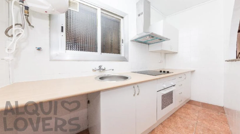 Foto 2 de Pis en venda a Del Congost, 4, La Torrassa, Barcelona