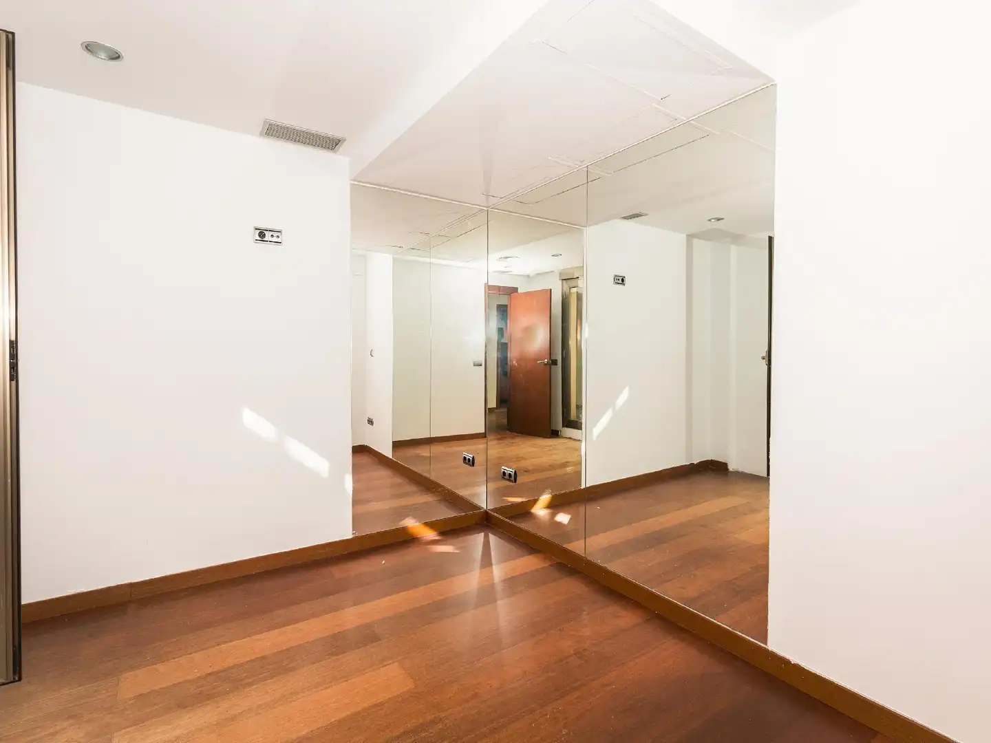 Dúplex en venta en Villanueva de la Serena con Aire acondicionado, Parquet y Terraza