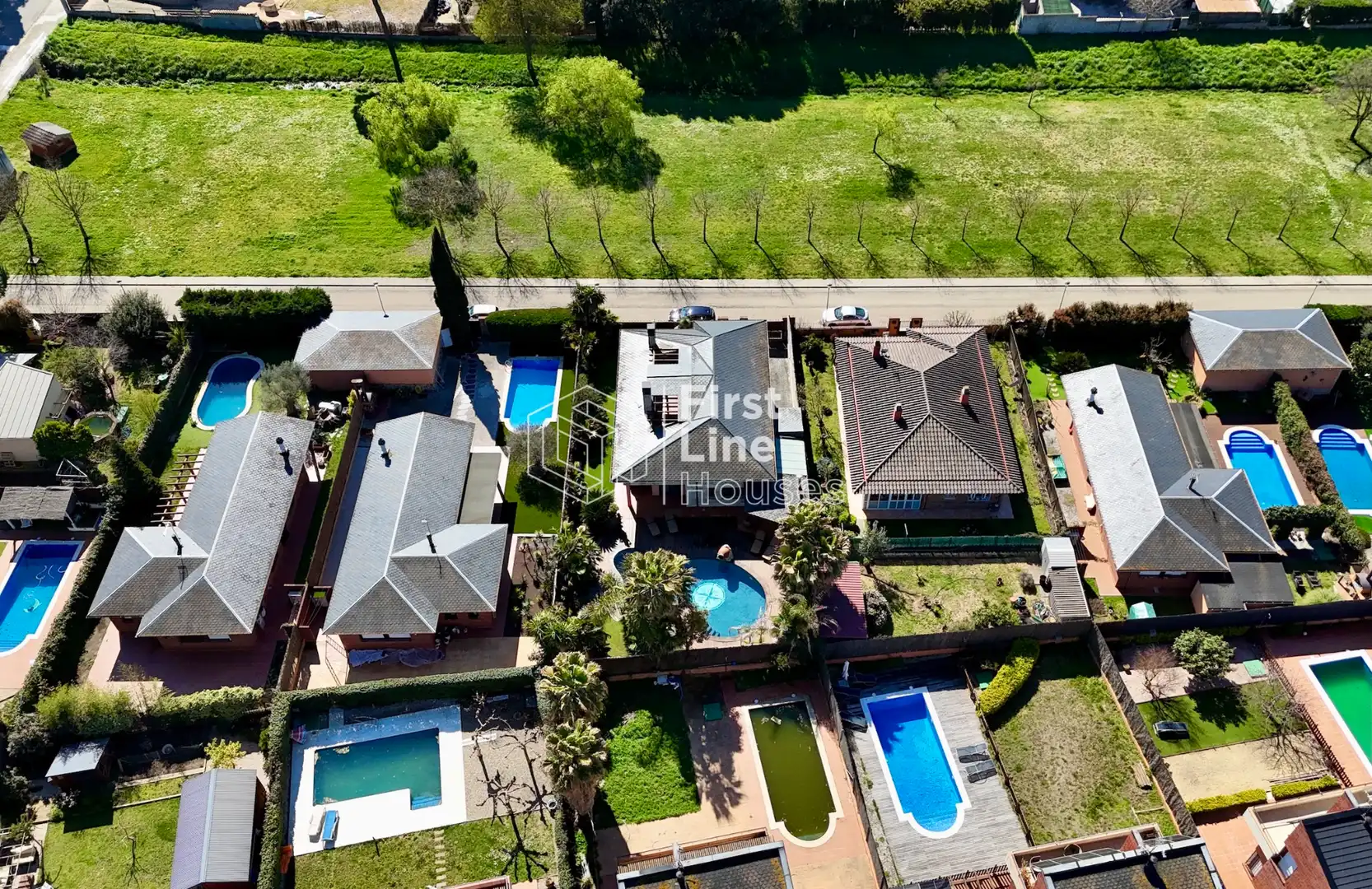 Vista exterior de Casa o xalet en venda en Vidreres amb Aire condicionat, Calefacció i Jardí privat
