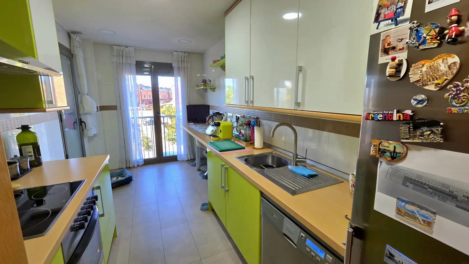 Cocina de Piso en venta en Parla con Aire acondicionado, Calefacción y Jardín privado