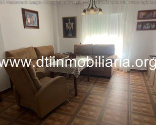 Living room of Single-family semi-detached for sale in La Palma del Condado  with Air Conditioner and Terrace