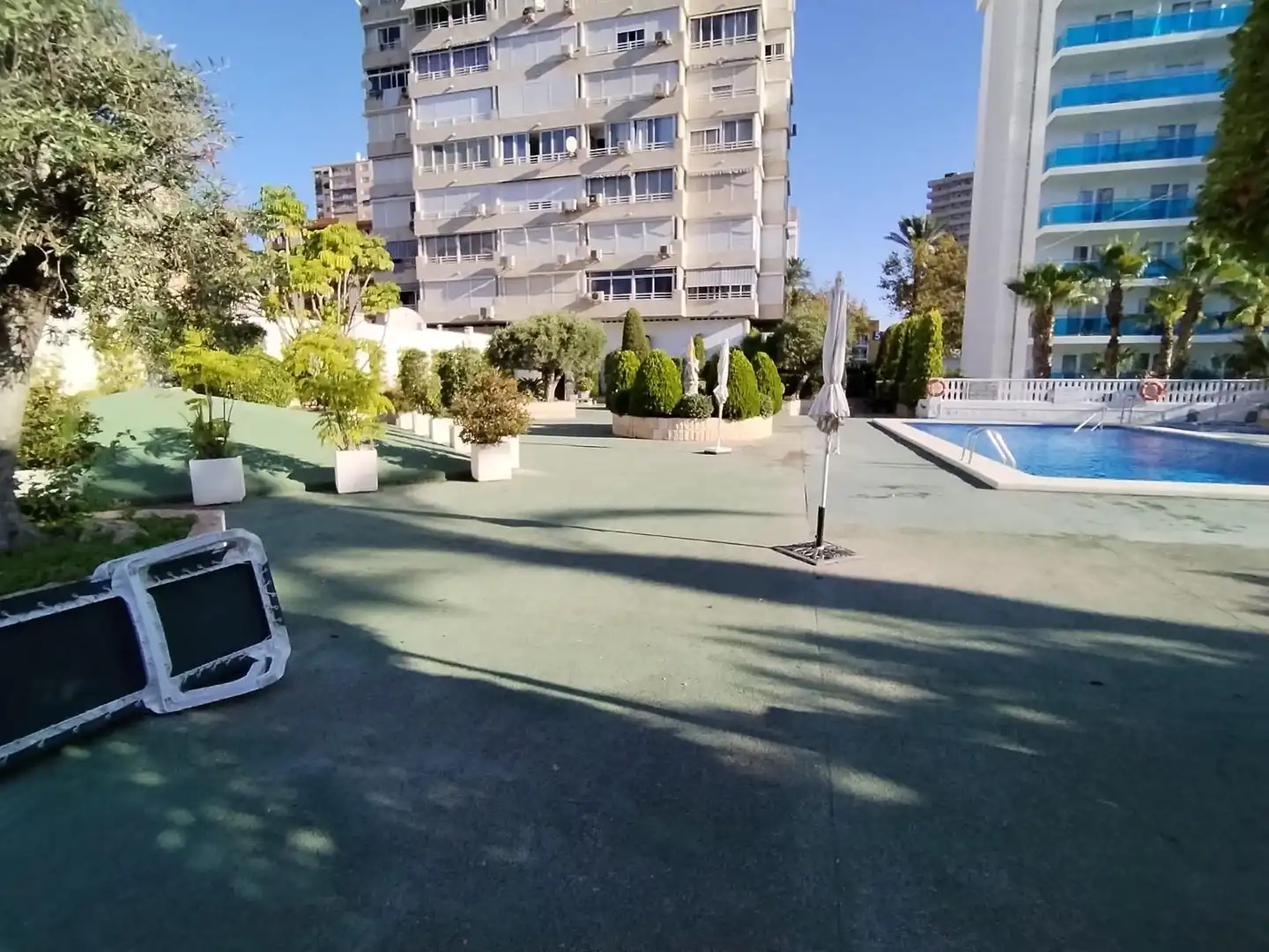 Terraza de Apartamento en venta en Benidorm con Aire acondicionado, Amueblado y Piscina comunitaria