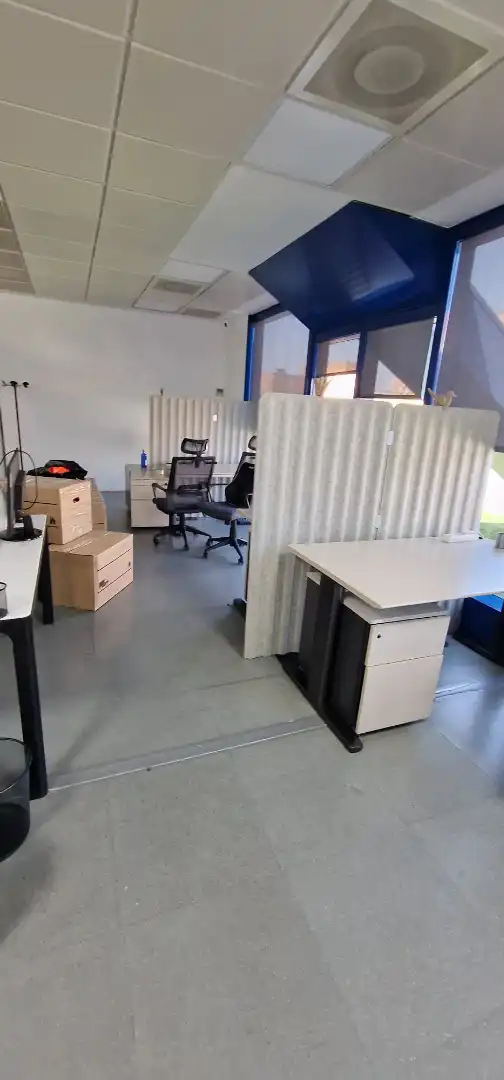 Büro zur Miete in Avinguda dels Vents, 9, Montigalà