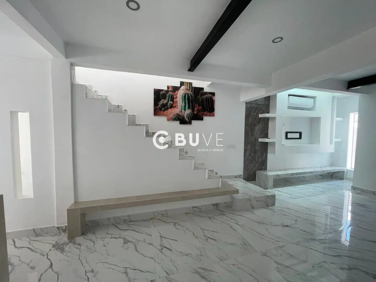 Houses for sale in Sevilla  with Air Conditioner, Terrace and Swimming Pool