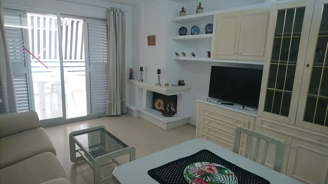Sala d'estar de Pis de lloguer en Santa Pola amb Terrassa, Moblat i Forn