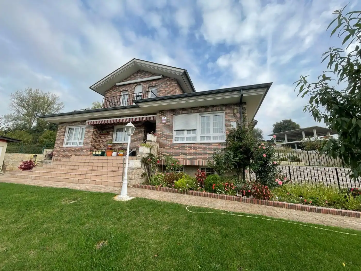 Chalet con jardín en venta en Calle SORRIBA, imagen 4