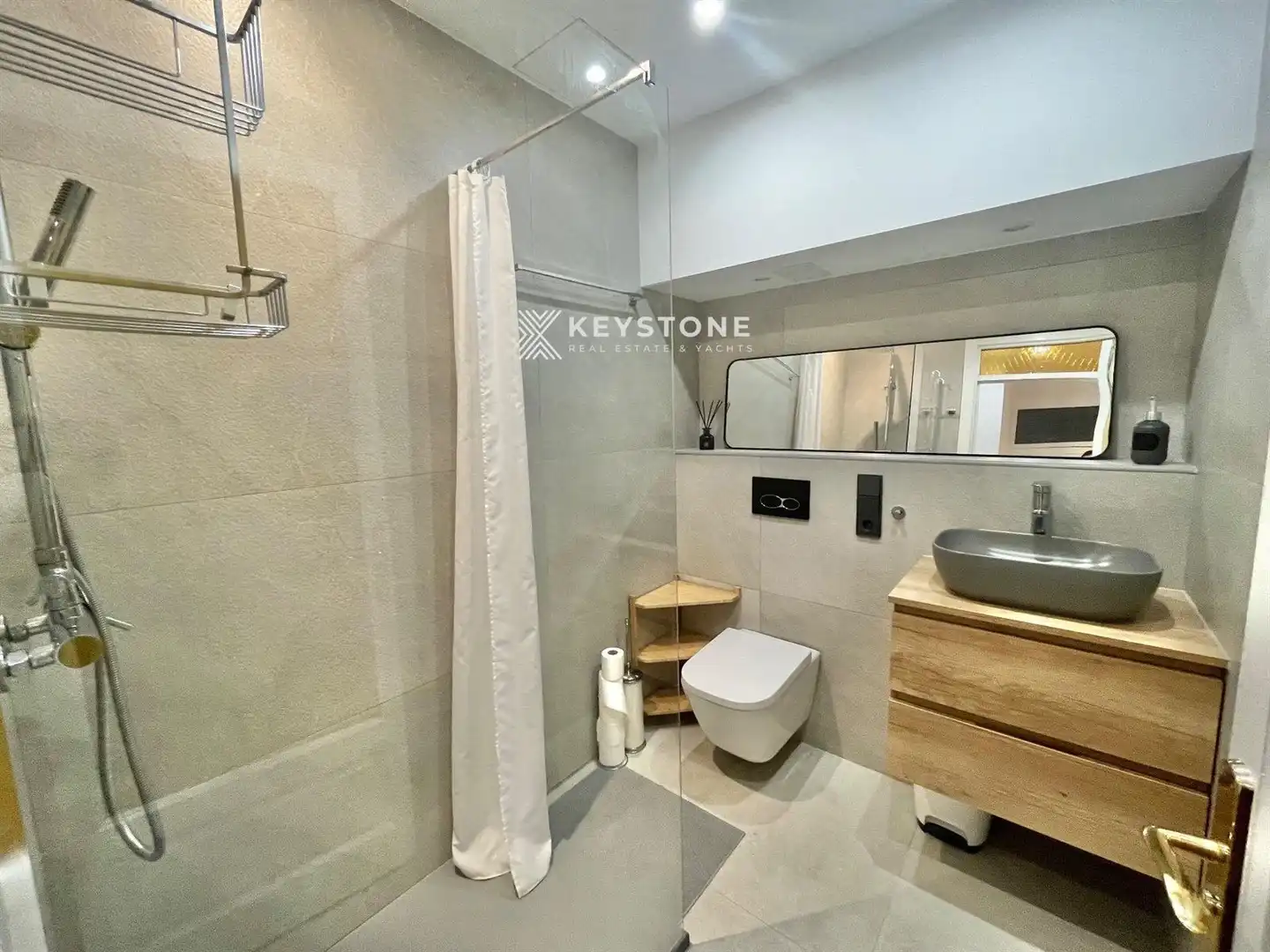 Bathroom of Flat for sale in  Palma de Mallorca  with Air Conditioner, Heating and Parquet flooring