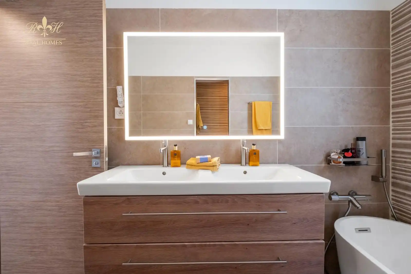 Baño de Casa o chalet en venta en La Nucia con Aire acondicionado, Piscina y Amueblado