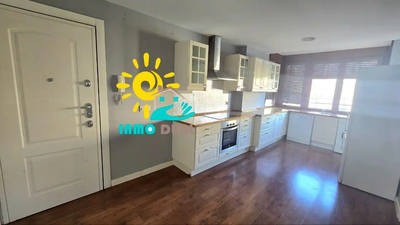 Kitchen of Flat for sale in Badajoz  with Air Conditioner, Heating and Terrace