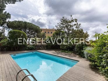 Casa con balcone in vendita a Sarrià - Sant Gervasi