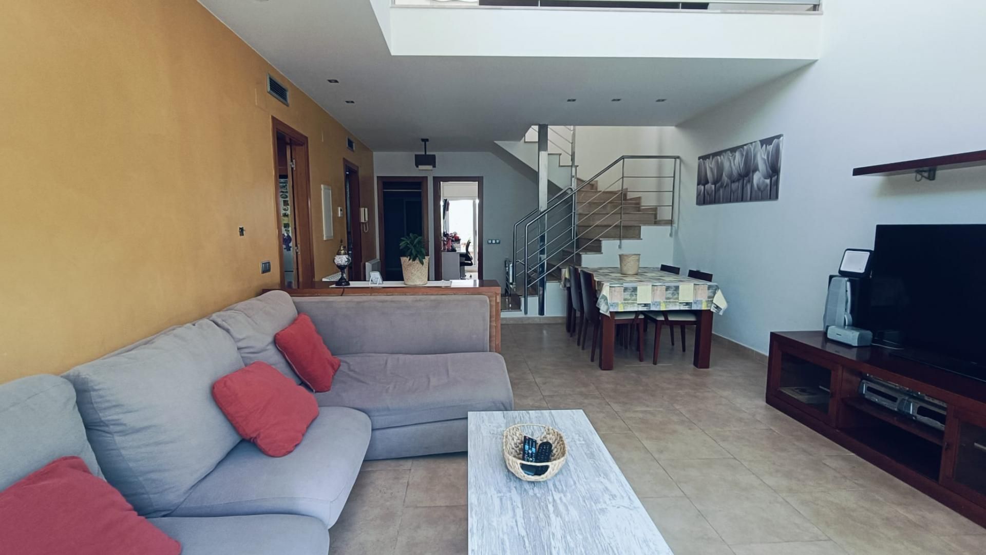 Living room of Single-family semi-detached for sale in Vilanova i la Geltrú  with Heating