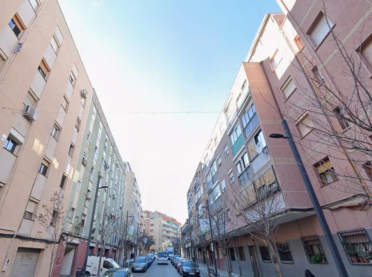 Außenansicht von Wohnung zum Verkauf in Ripollet