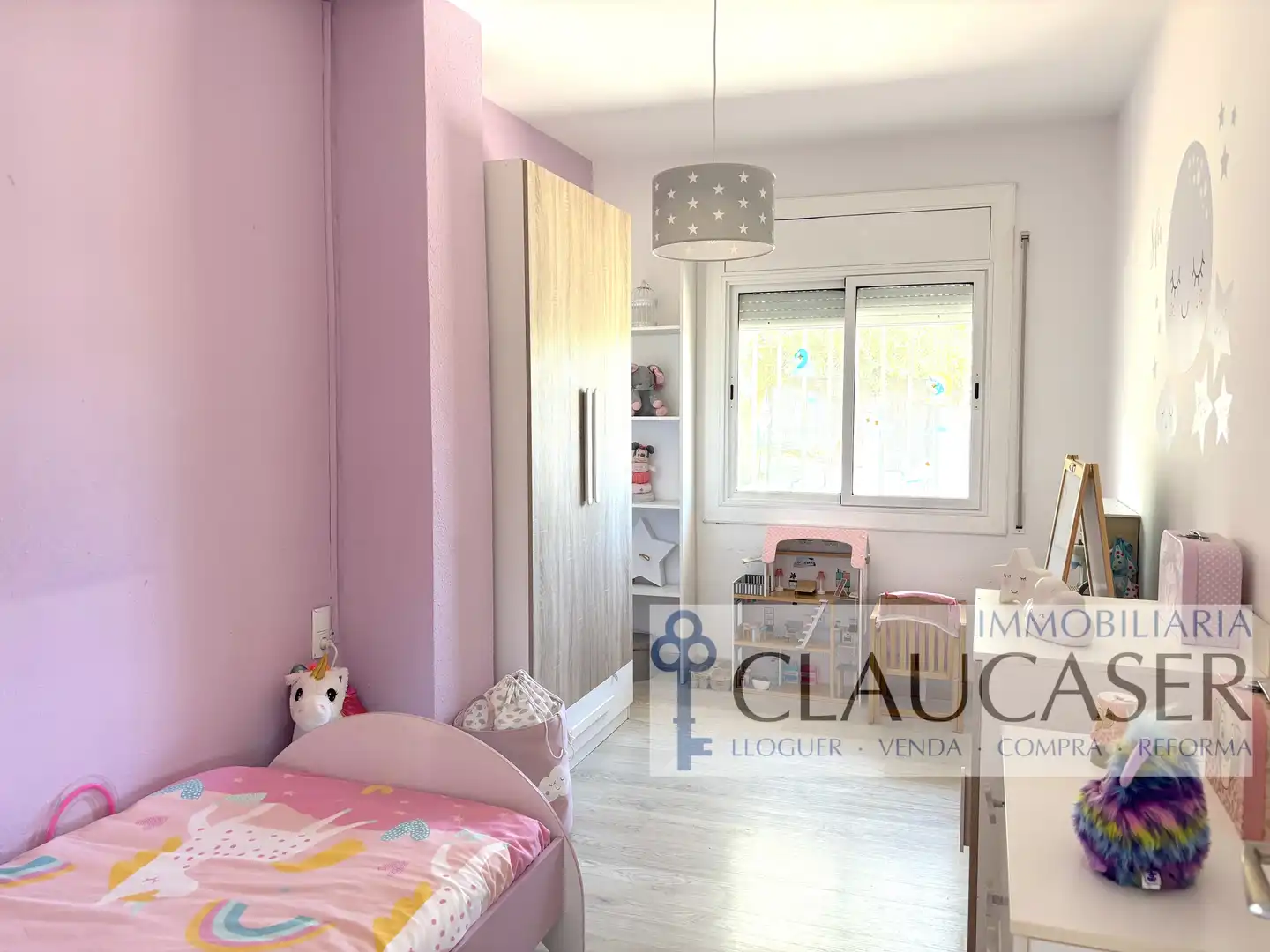 Dormitori de Casa o xalet en venda en Rubí amb Calefacció