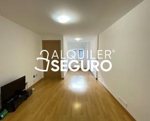 Exterior view of Flat to rent in  Madrid Capital  with Heating and Terrace