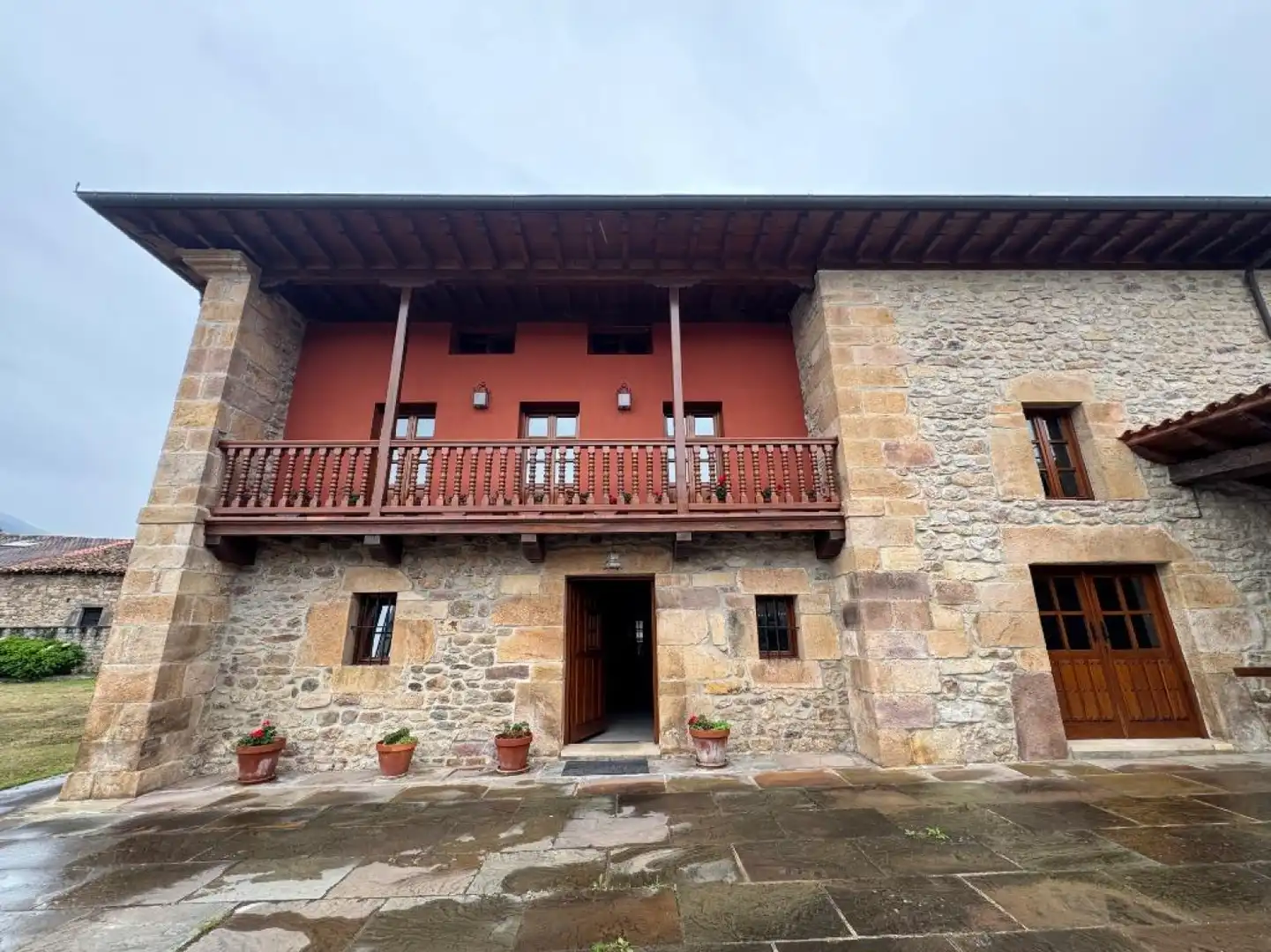Vista exterior de Casa o chalet en venta en Molledo con Calefacción, Jardín privado y Terraza