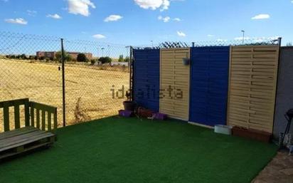 Casa adosada en venda en Carbajosa de la Sagrada amb Calefacció, Jardí privat i Terrassa