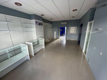 Local comercial en alquiler en C. Marqués de Albayda, 14, 10200 Trujillo, Cáceres, Spain 14