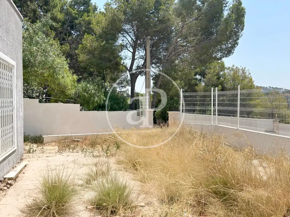 Casa adosada en venta en Godelleta con Jardín privado, Terraza y Balcón