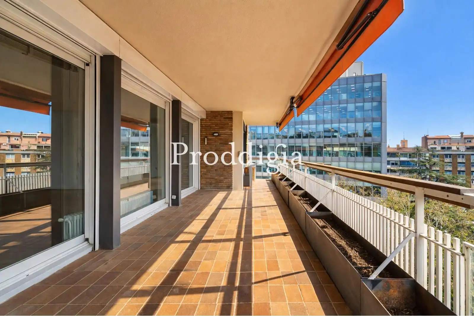 Terraza de Piso de alquiler en  Barcelona Capital con Aire acondicionado, Calefacción y Terraza