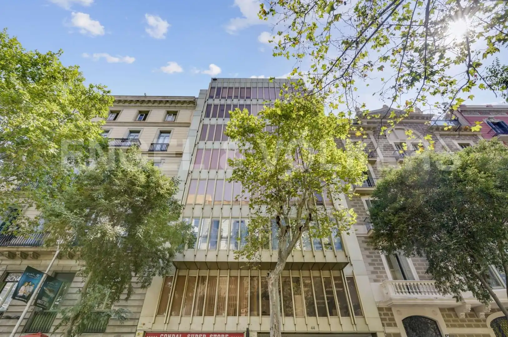 Exterior view of Office for rent in Barcelona  with Air Conditioner and Heating