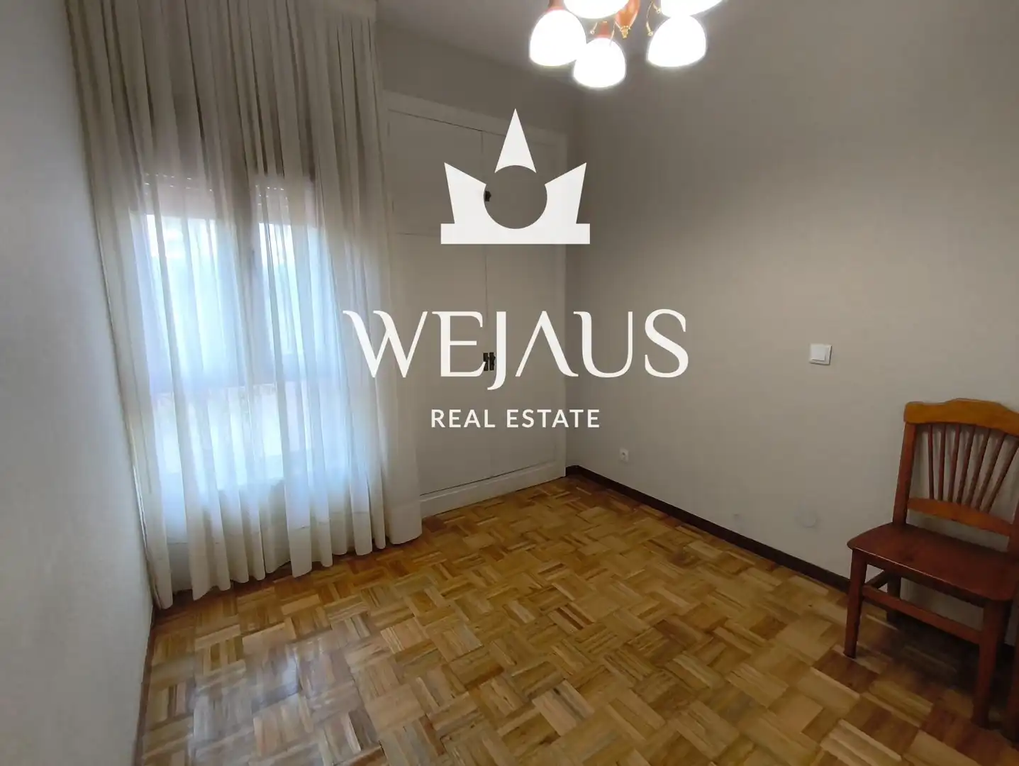Habitación de Piso de alquiler en El Astillero   con Calefacción, Amueblado y Alarma