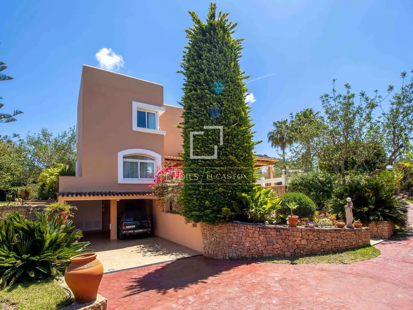 Vista exterior de Casa o chalet en venta en Santa Eulària des Riu con Aire acondicionado, Calefacción y Jardín privado