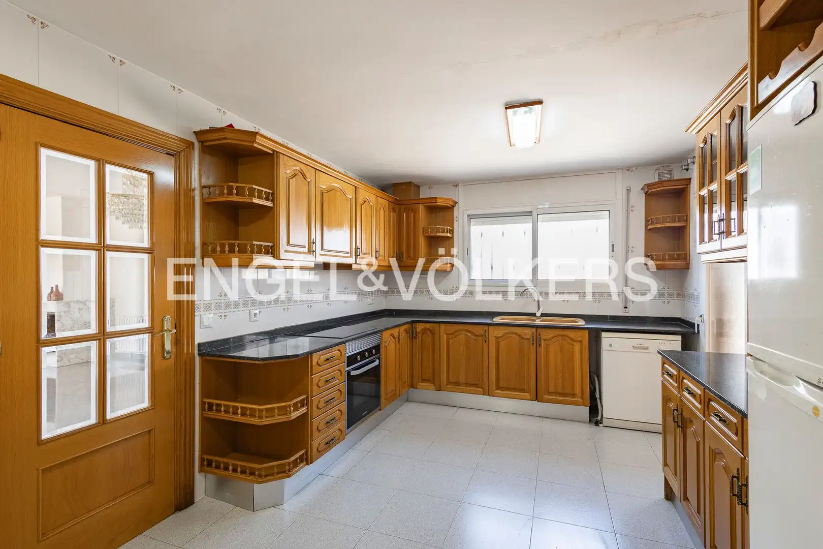 Cocina de Casa o chalet de alquiler en Viladecans con Aire acondicionado, Calefacción y Jardín privado